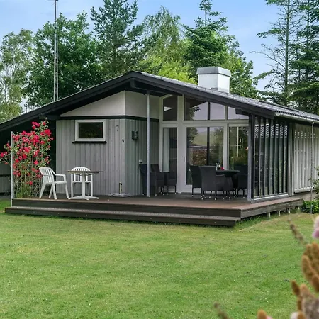 Juditha - 400m From The Sea By Interhome * Middelfart