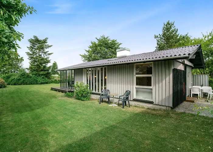 Juditha - 400m From The Sea By Interhome